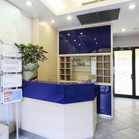 Albergo Verdi 노비리구레 외부 사진